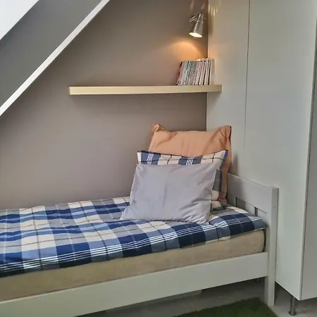 Lägenhet Apartament Mewa *
